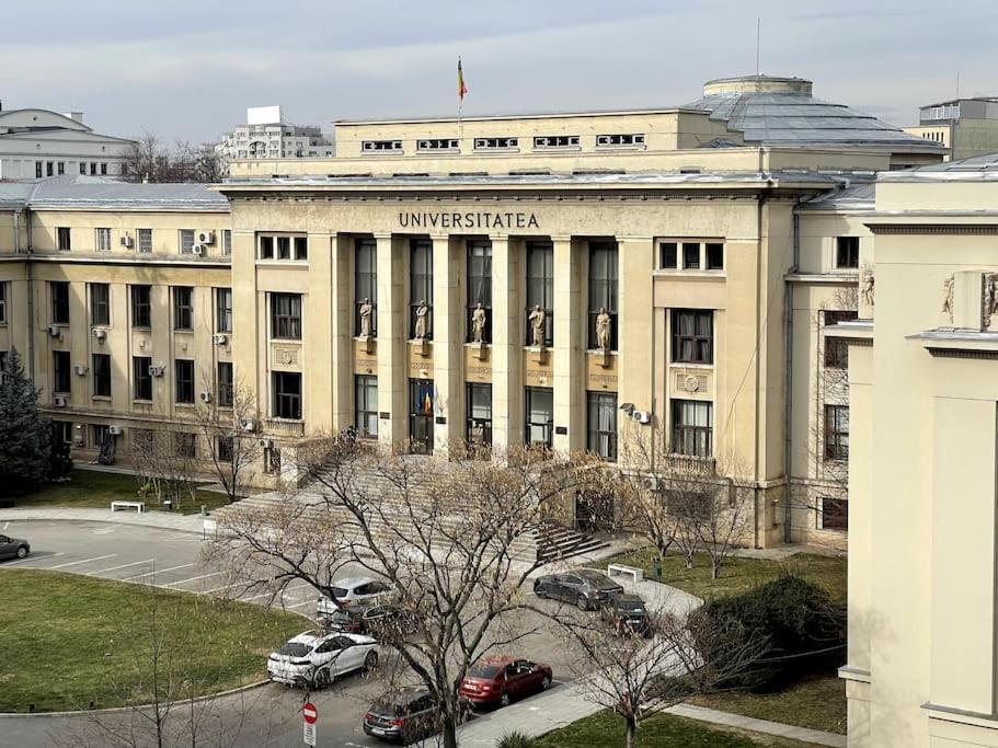 Studio Facultatea De Drept Bukarest Kültér fotó
